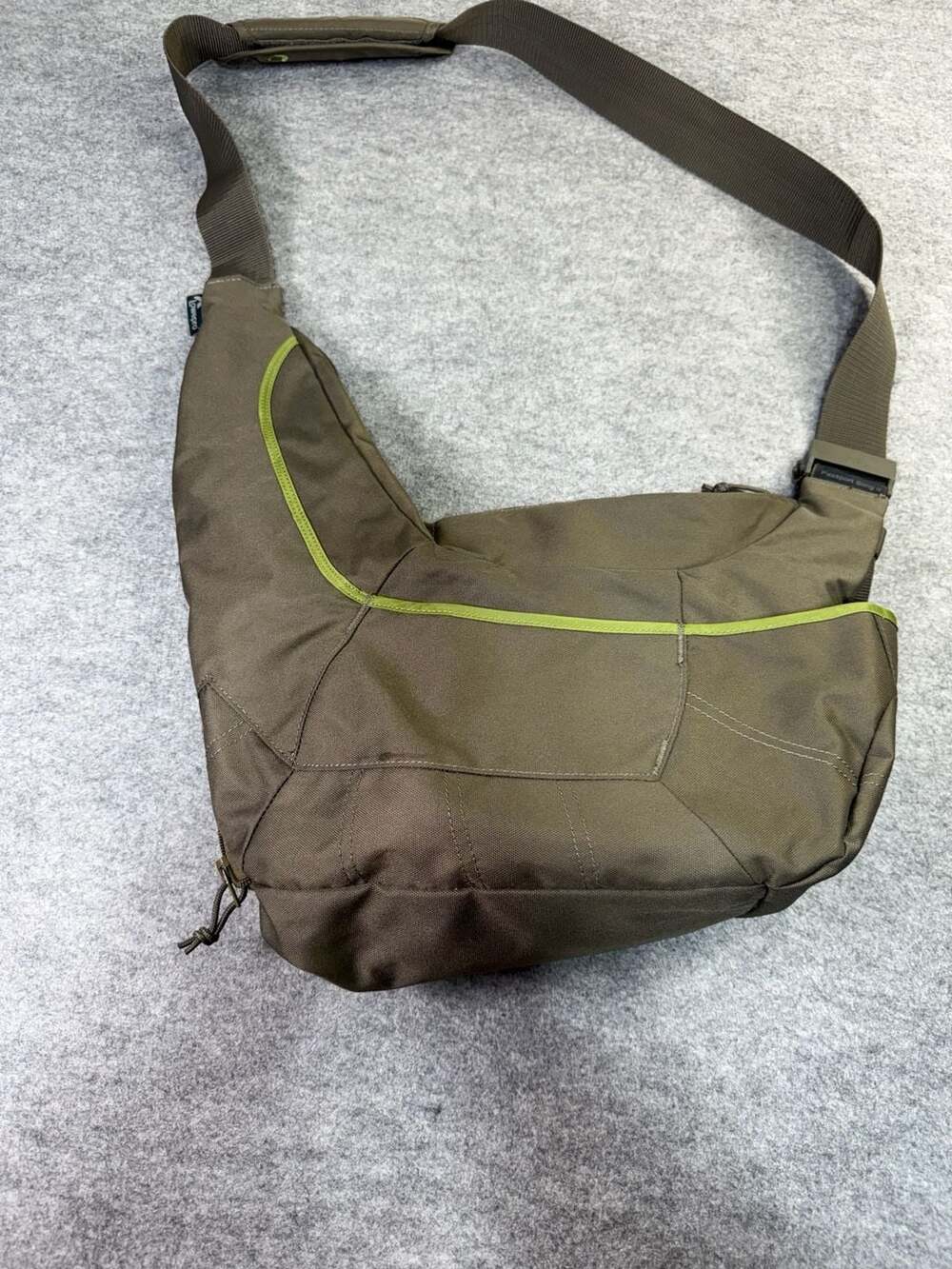 Lowepro Passport Sling II Camera Bag Olive Green